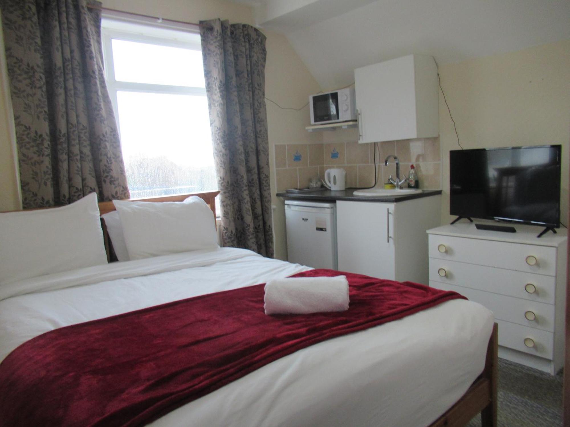 Littlestone Hotel New Romney Exterior photo