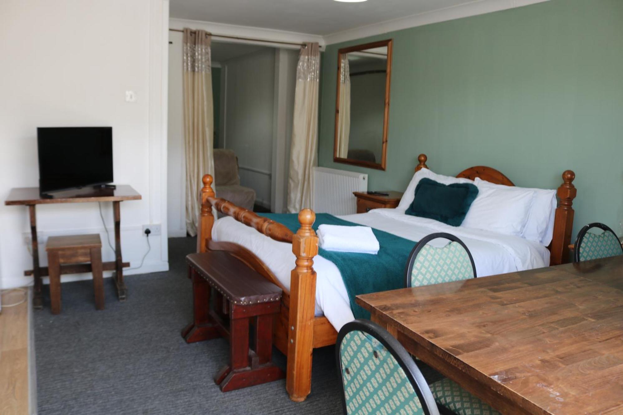 Littlestone Hotel New Romney Exterior photo
